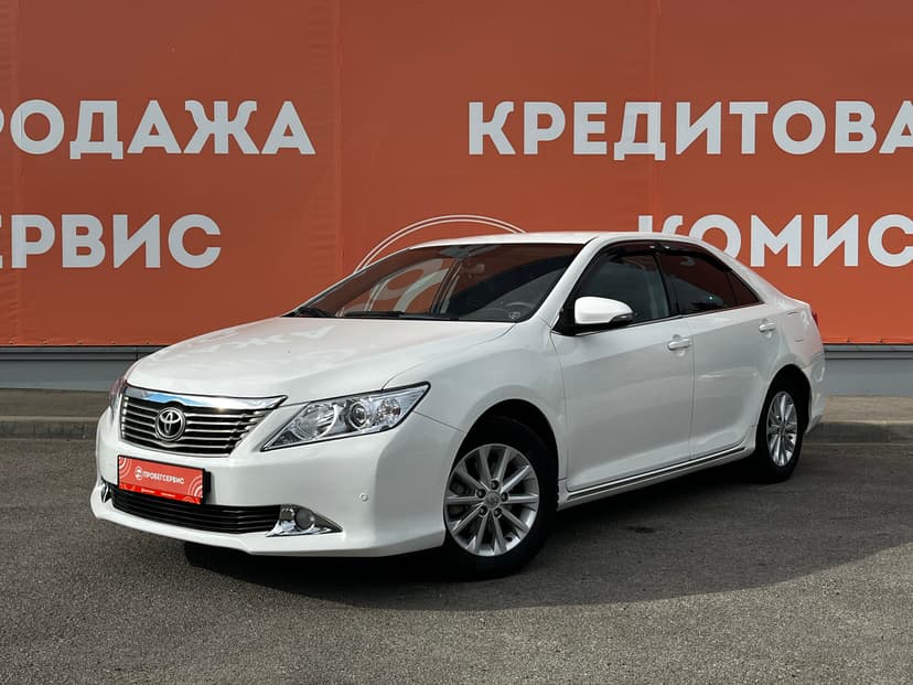 toyota-camry-2013-298-0