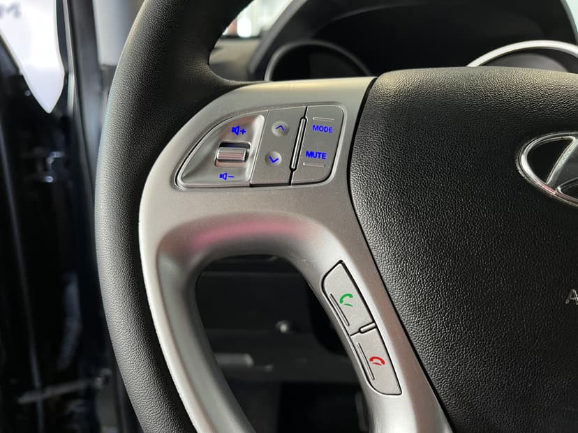 hyundai-ix35-2012-37-10