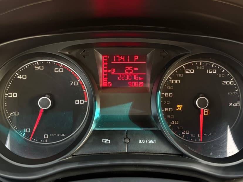 seat-ibiza-2012-367-10