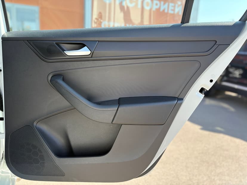 volkswagen-polo-2021-196-26