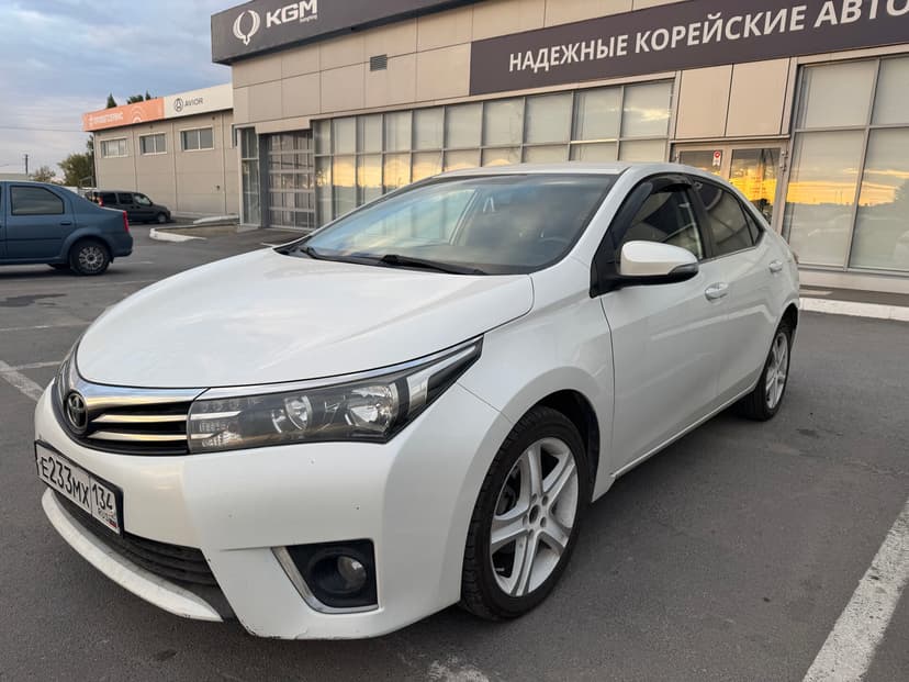 toyota-corolla-2013-350-0