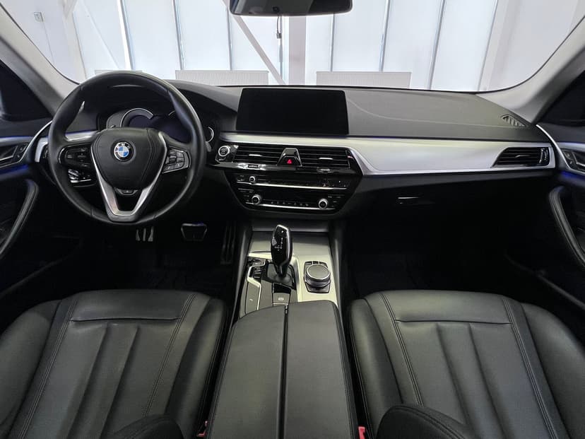 bmw-5 серия-2017-10-14
