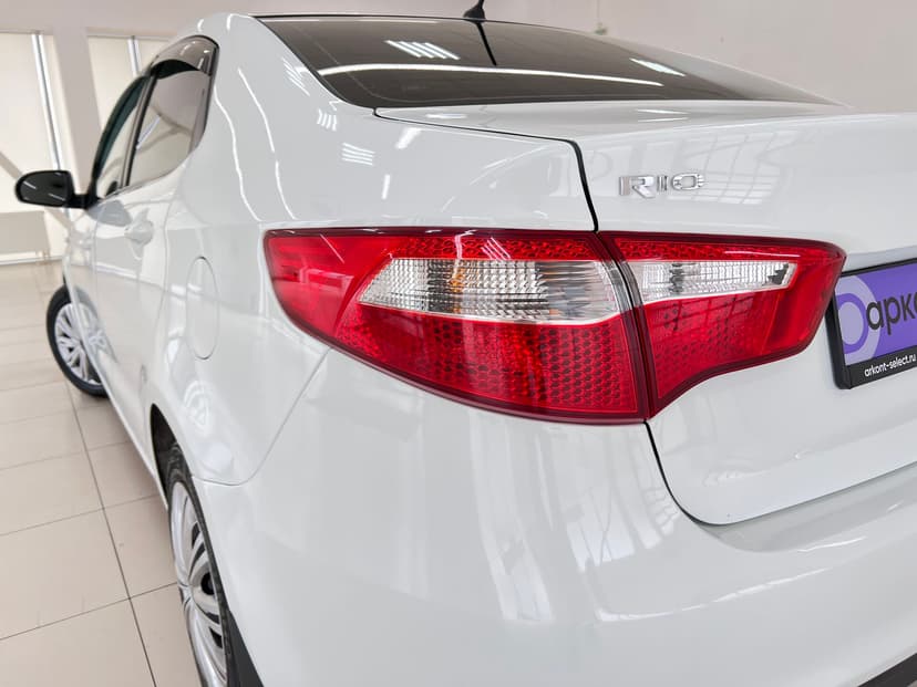 kia-rio-2014-363-9