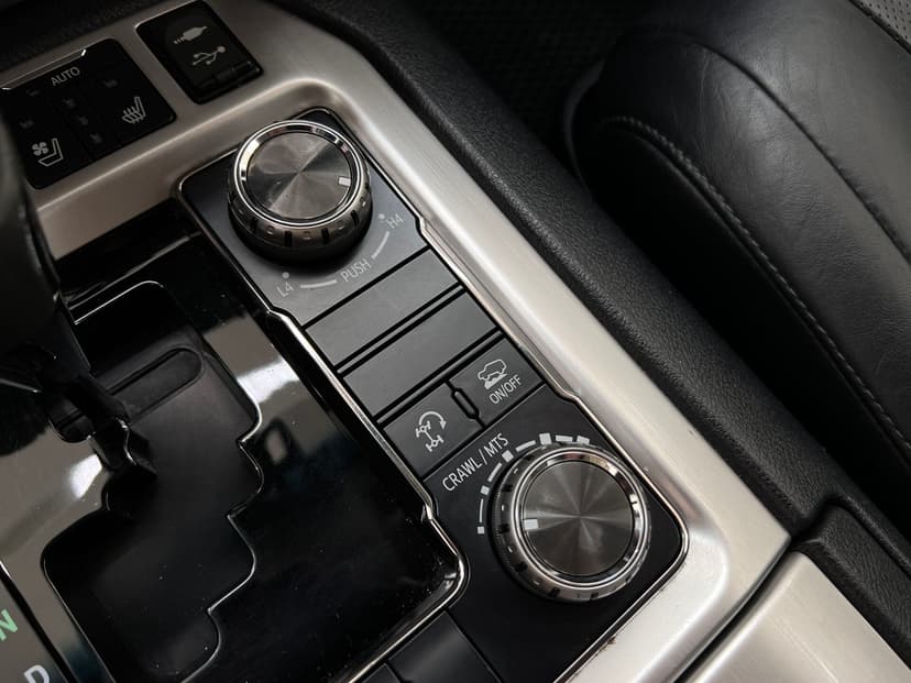 toyota-land cruiser-2015-6-24