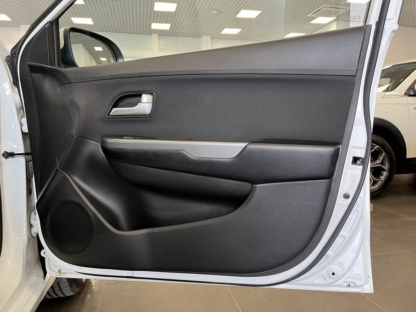 kia-rio-2016-26-25