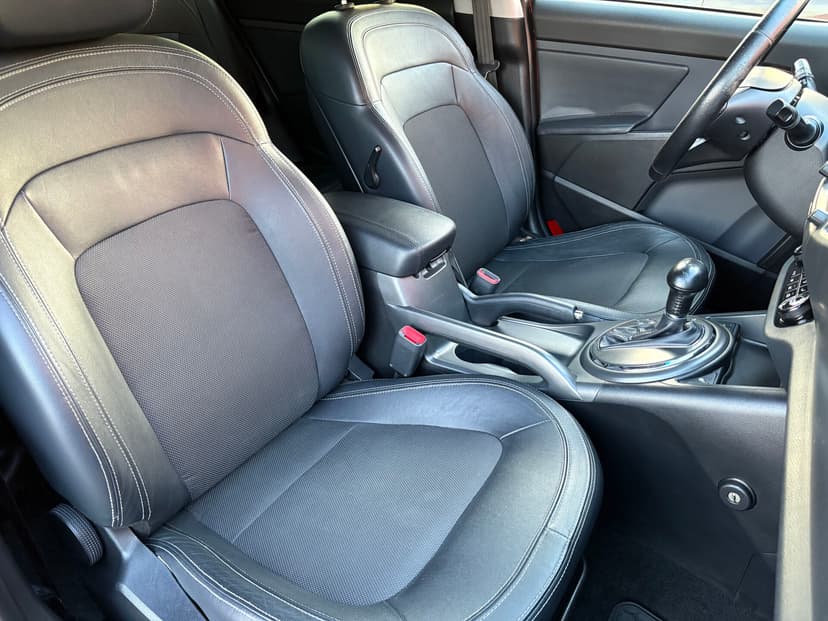 kia-sportage-2011-134-26