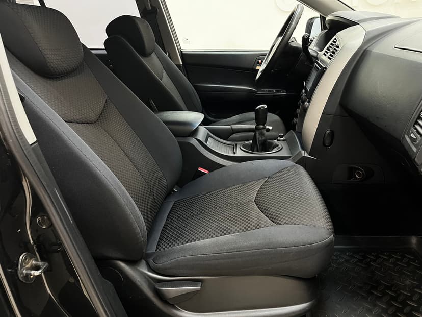 ssangyong-kyron-2010-687-27