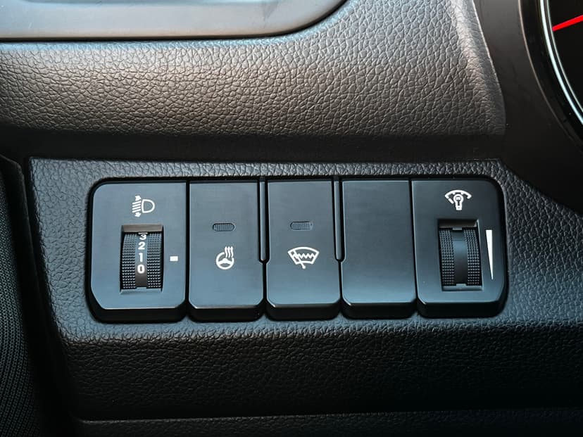 kia-rio-2016-556-15