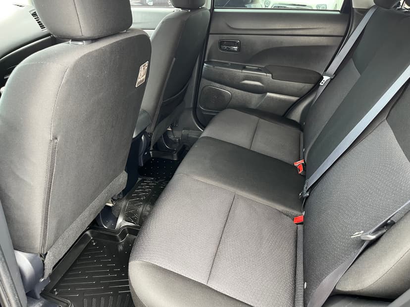 mitsubishi-asx-2012-300-18