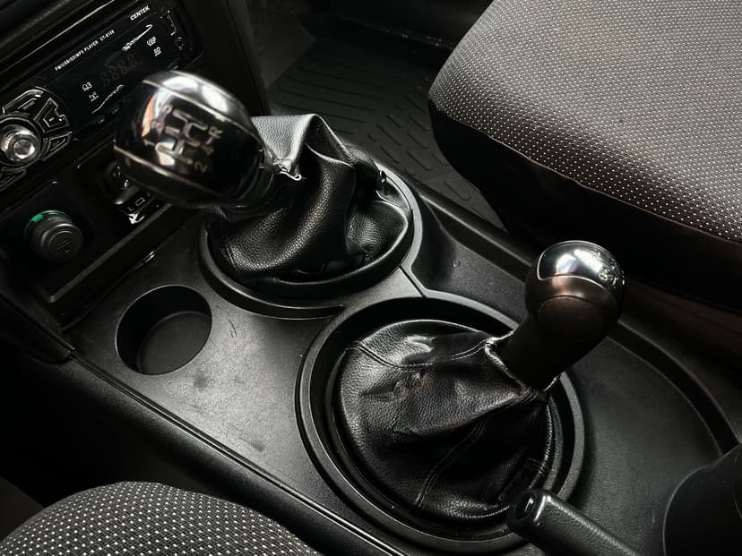 chevrolet-niva-2011-85-15