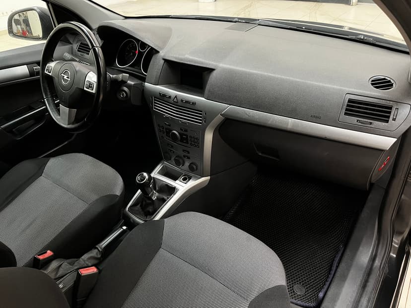 opel-astra-2013-677-20