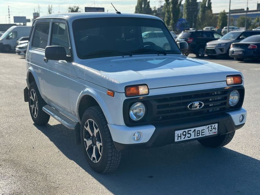 ваз (lada)-niva legend-2023-558-0