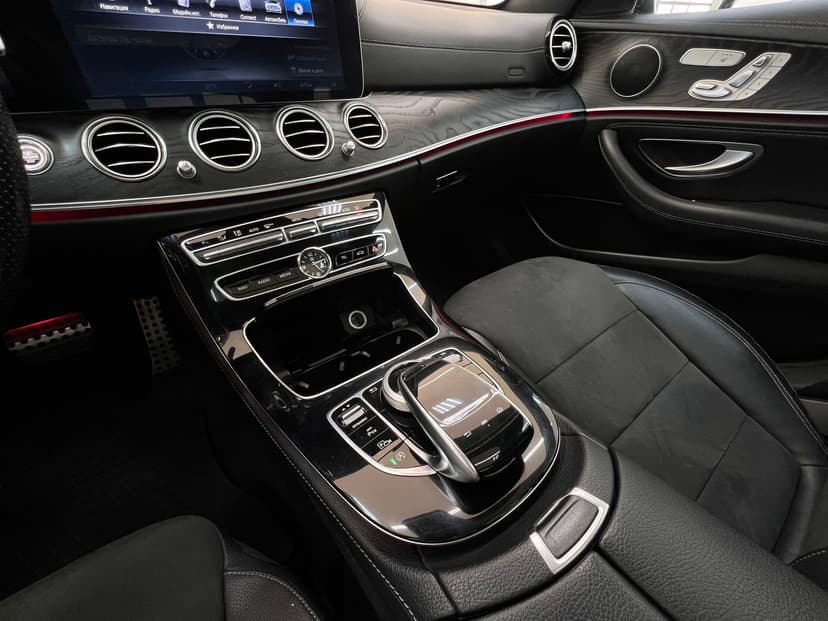 mercedes-benz-e-класс-2017-326-31