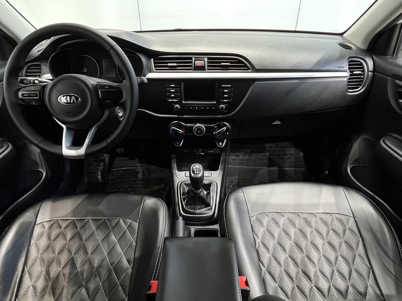 kia-rio x-line-2018-1128-10
