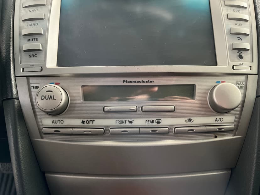 toyota-camry-2011-446-16