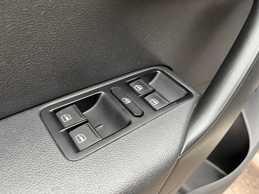 volkswagen-polo-2017-96-16