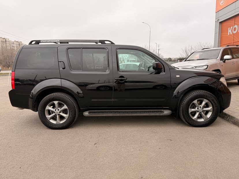 nissan-pathfinder-2007-690-7