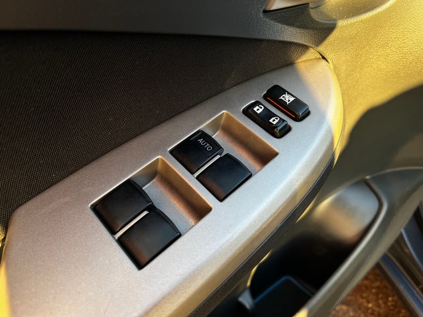 toyota-corolla-2010-338-19