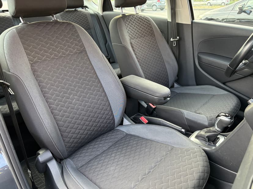 volkswagen-polo-2018-265-25