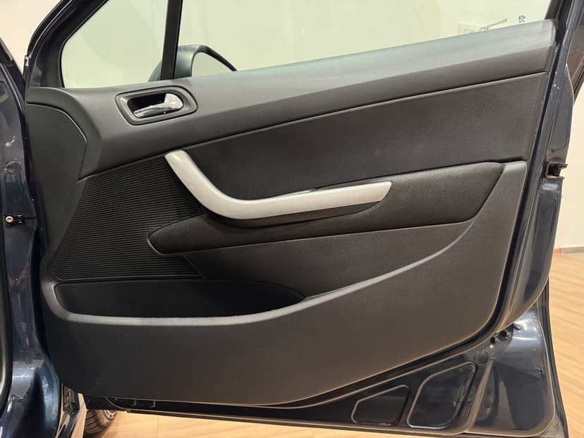 peugeot-408-2013-272-11