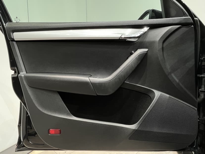 skoda-octavia-2014-1095-6