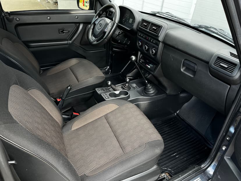 ваз (lada)-2121 (4x4) urban-2020-404-21