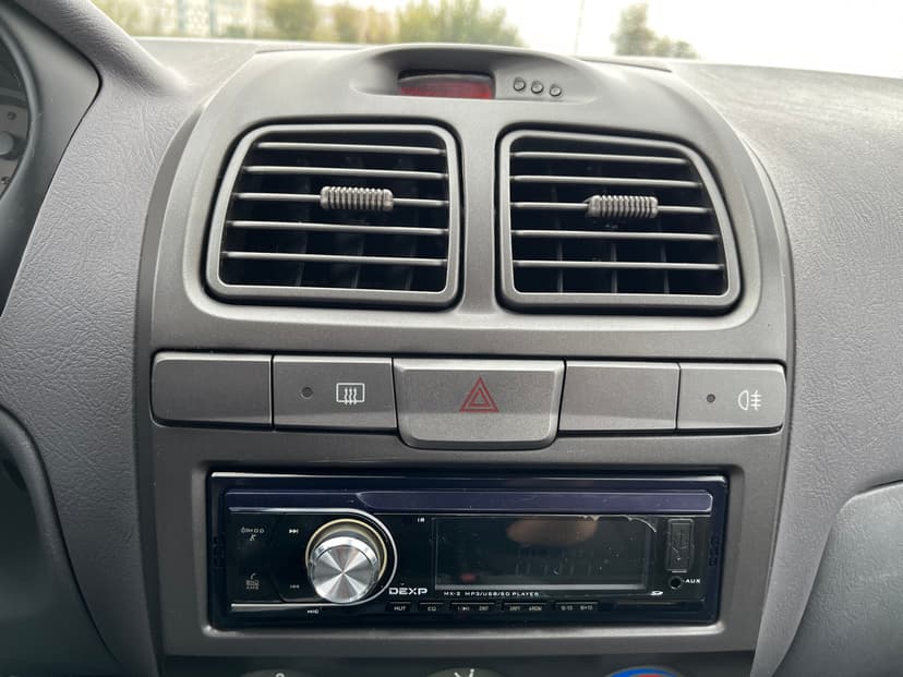 hyundai-accent-2006-378-16
