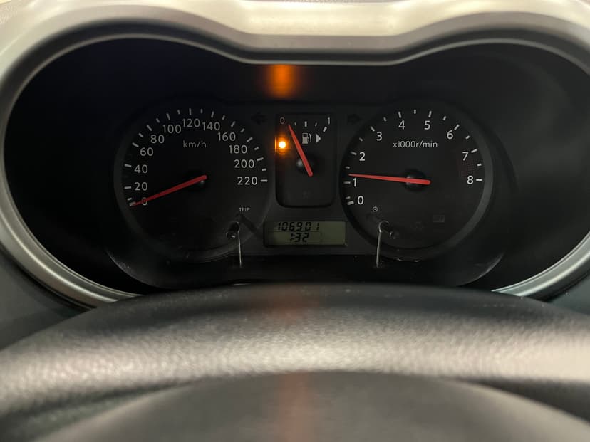 nissan-note-2008-28-11