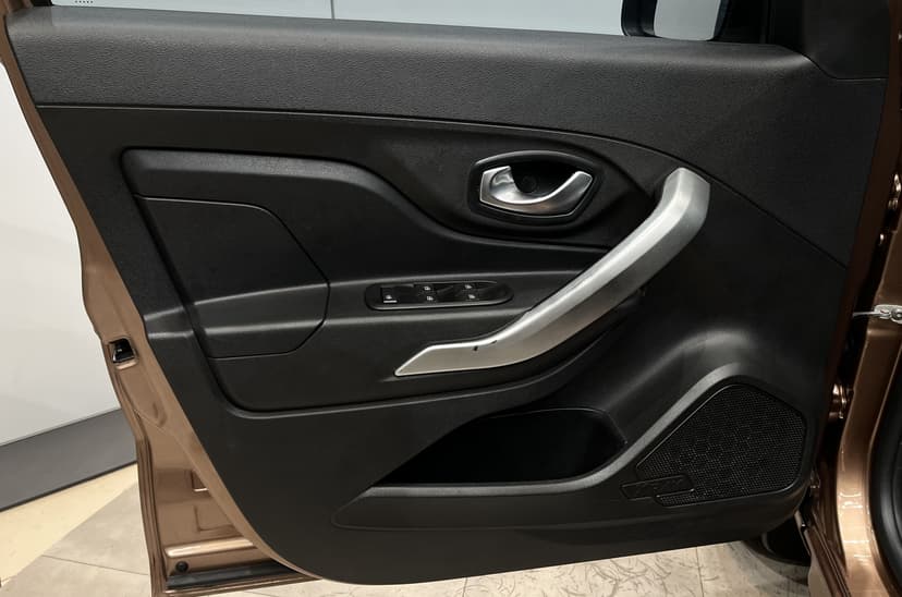 ваз (lada)-xray-2019-1094-8