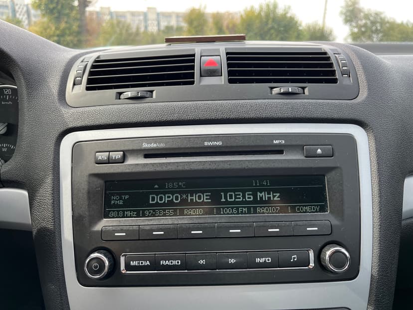skoda-octavia-2011-341-14