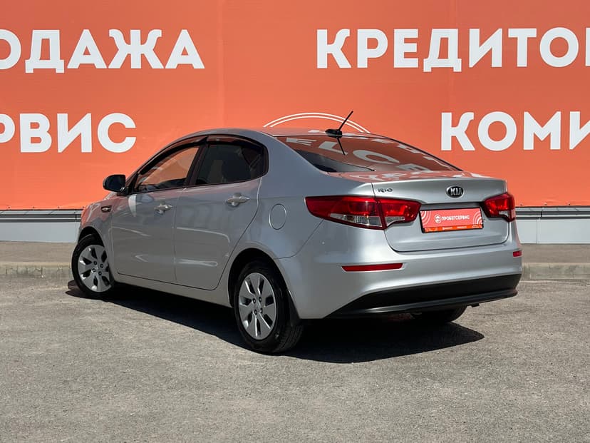 kia-rio-2017-39-6
