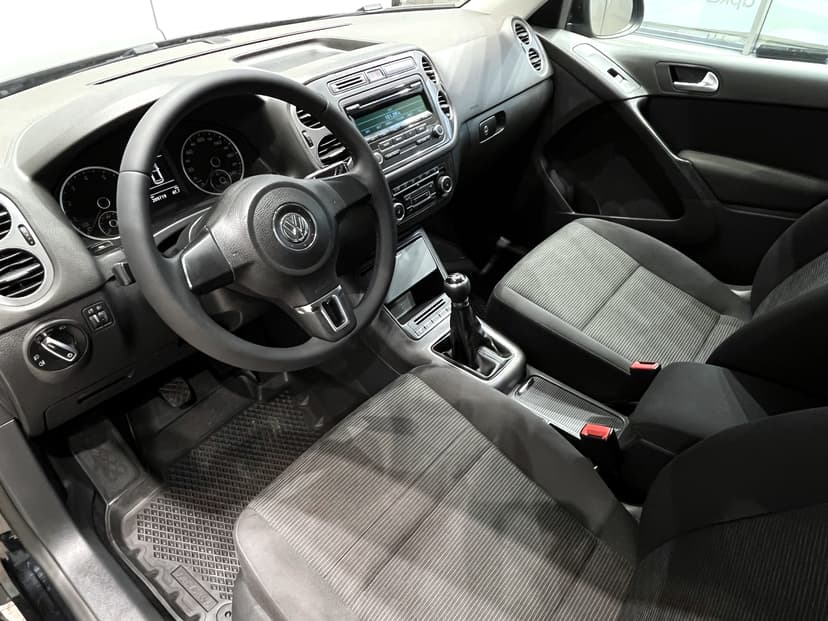 volkswagen-tiguan-2011-1089-4
