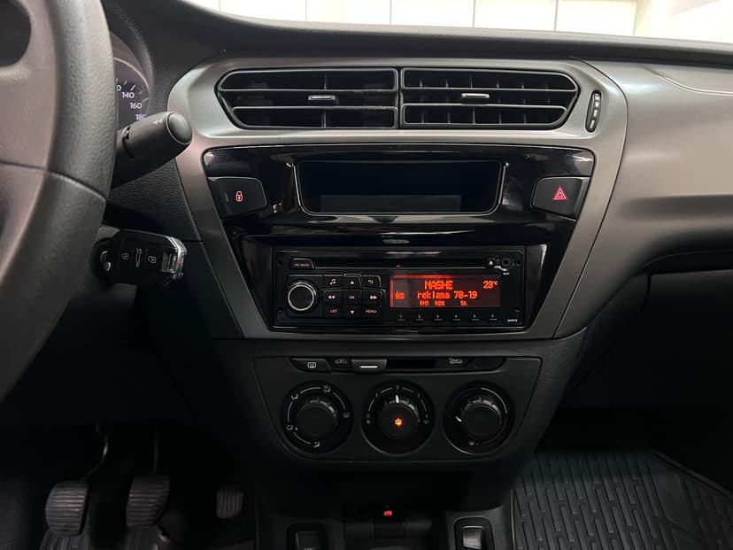 citroen-c-elysee-2013-18-11