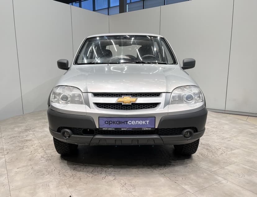 chevrolet-niva-2012-374-7