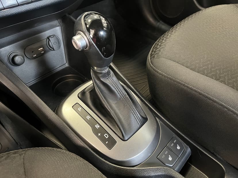 kia-rio-2016-26-16