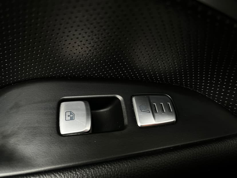 genesis-g70-2018-287-28