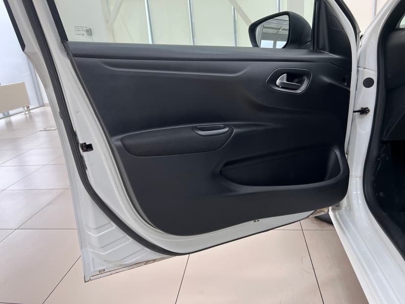 citroen-c-elysee-2013-18-16