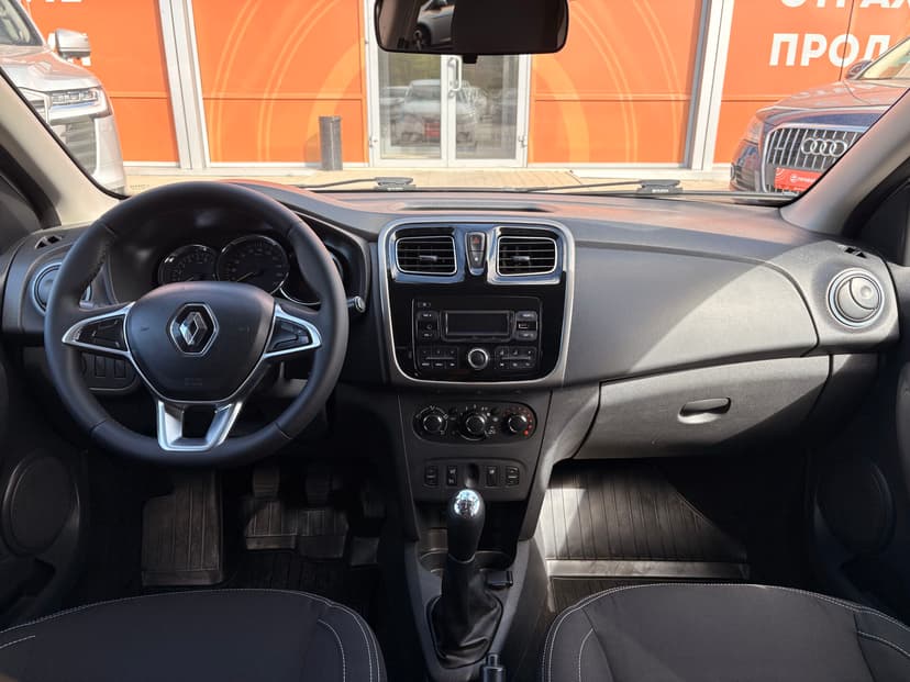 renault-logan-2018-389-10