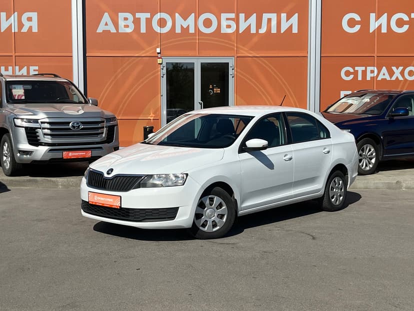 skoda-rapid-2019-232-0