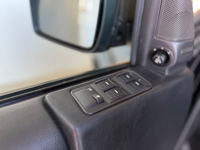 land rover-discovery-2006-448-13