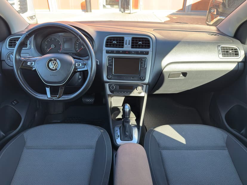 volkswagen-polo-2018-575-10