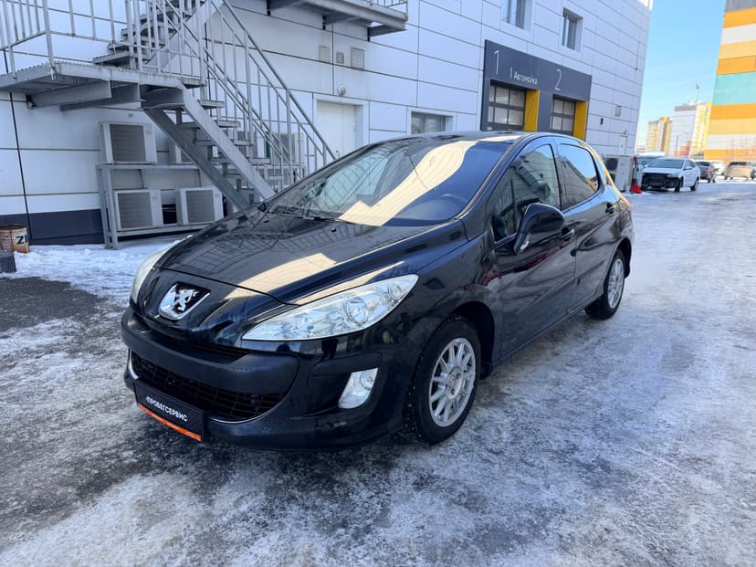 peugeot-308-2010-1132-0