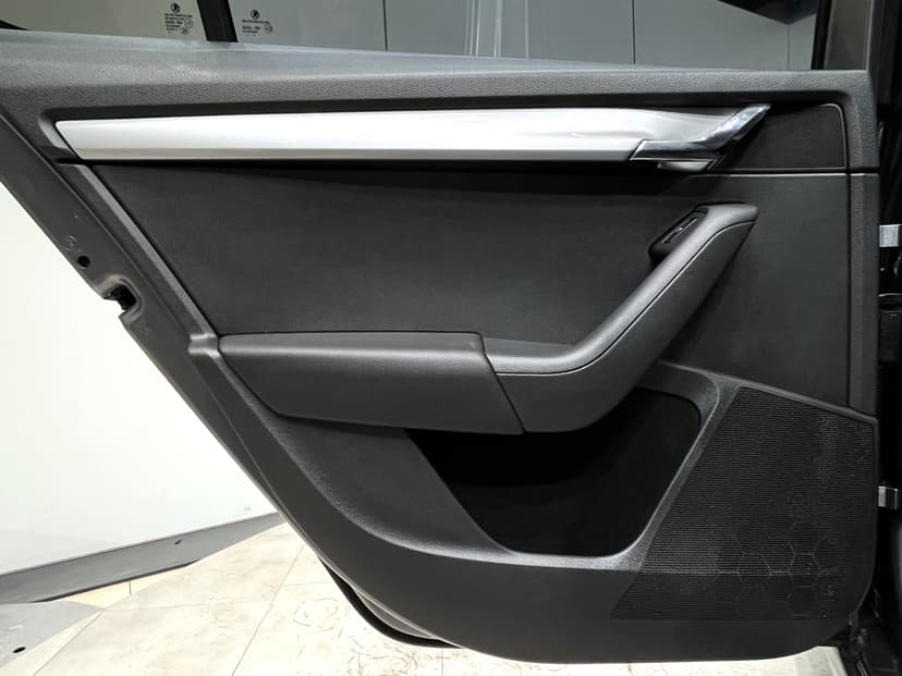 skoda-octavia-2013-1131-20