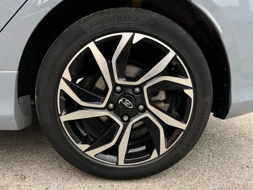 ваз (lada)-vesta-2019-73-8