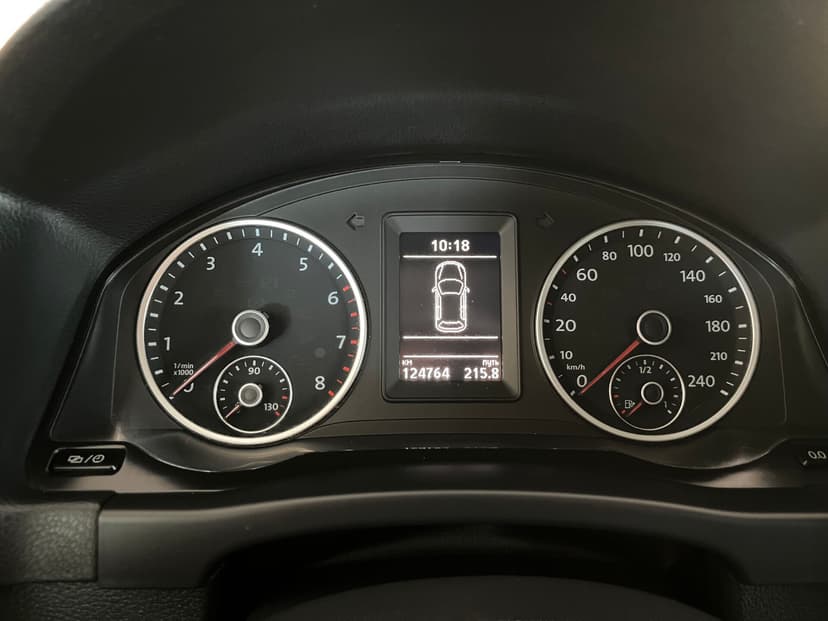 volkswagen-tiguan-2015-197-16