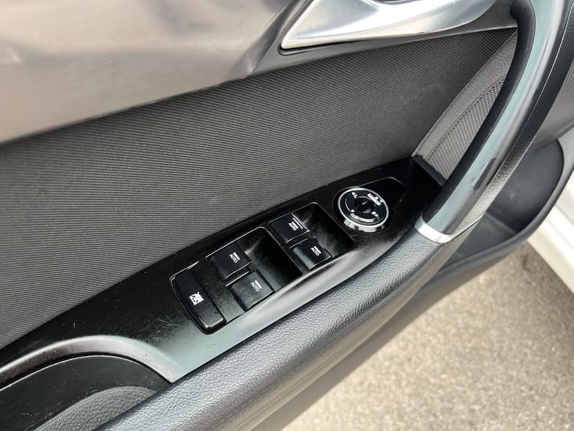 hyundai-i40-2013-150-11