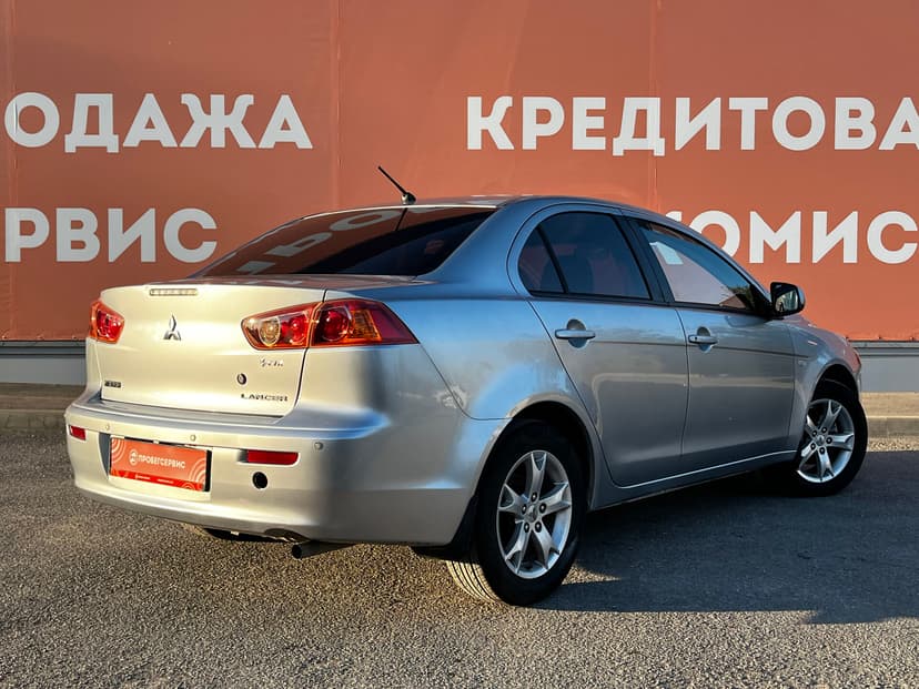 mitsubishi-lancer-2008-550-4