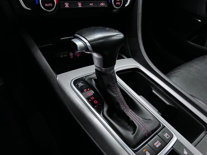 kia-optima-2017-2-33