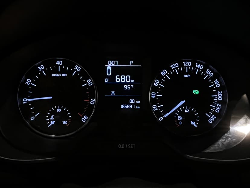 skoda-octavia-2013-1131-16