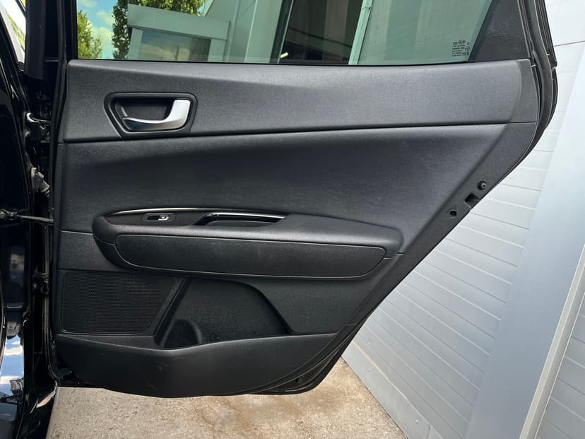 kia-optima-2018-65-27